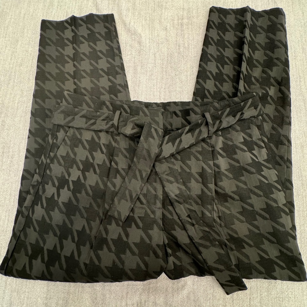 Ann Taylor black houndstooth high waisted self belted dressy ankle pants